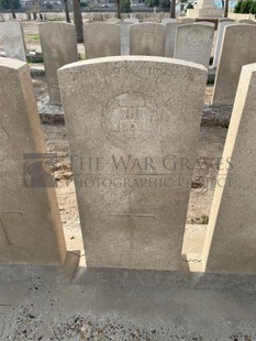 BAGHDAD (NORTH GATE) WAR CEMETERY - HART, R